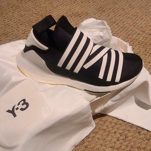 Y-3 Yohji Yamamoto x Adidas UltraBoost 22